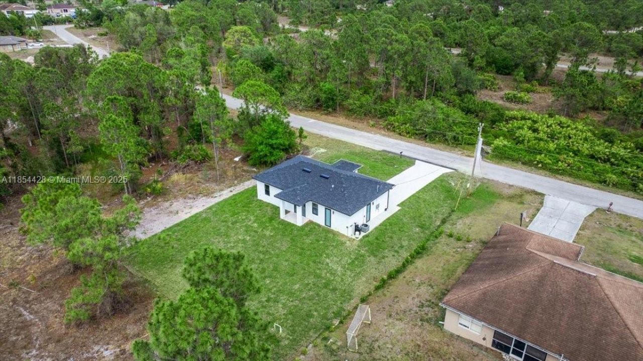 1262 Bowles Ave, Lehigh Acres, FL 33913 Photo