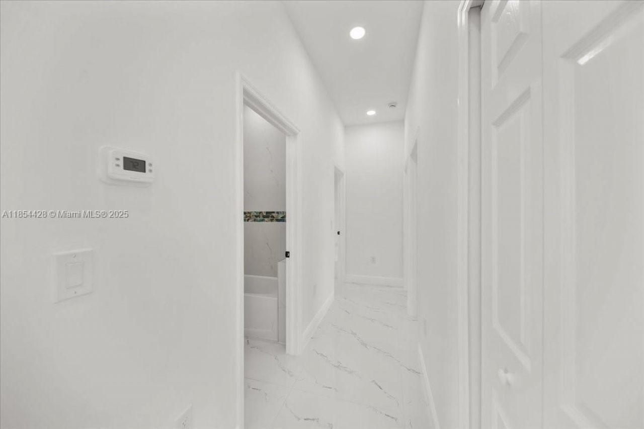 1262 Bowles Ave, Lehigh Acres, FL 33913 Photo