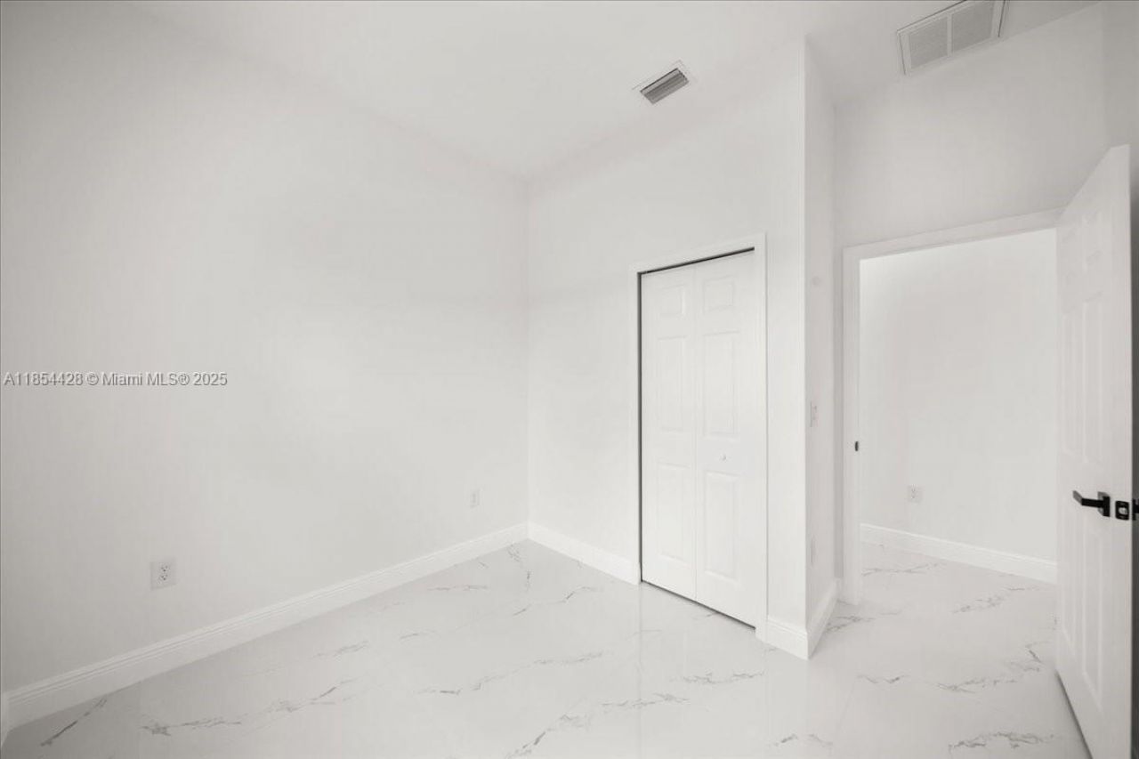 1262 Bowles Ave, Lehigh Acres, FL 33913 Photo