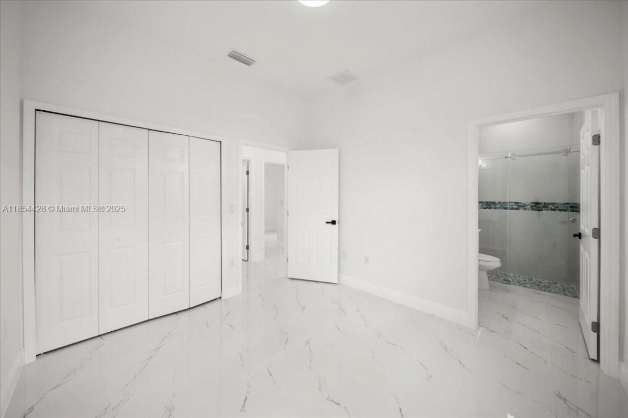 1262 Bowles Ave, Lehigh Acres, FL 33913 Photo