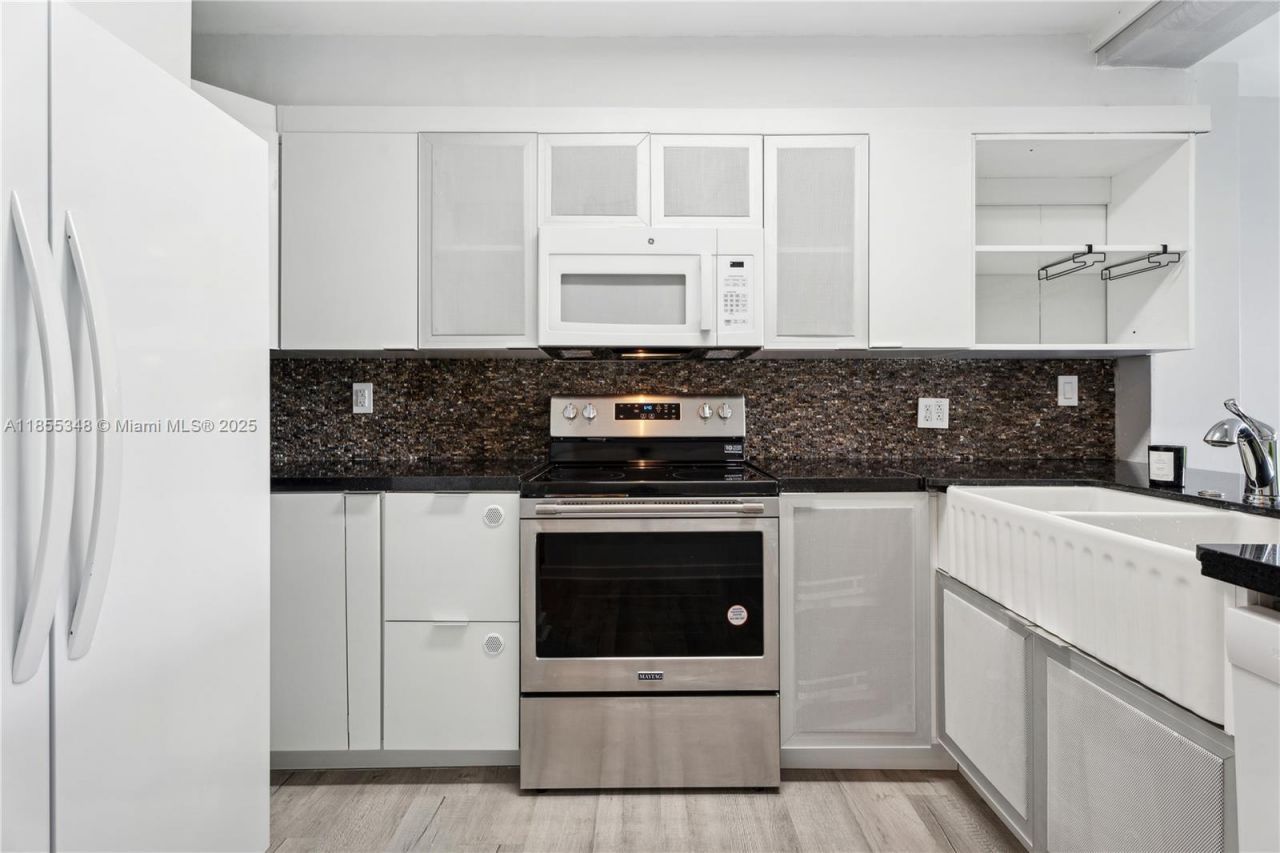 750 NE 64th St, Unit B500, Miami, FL 33138 Photo