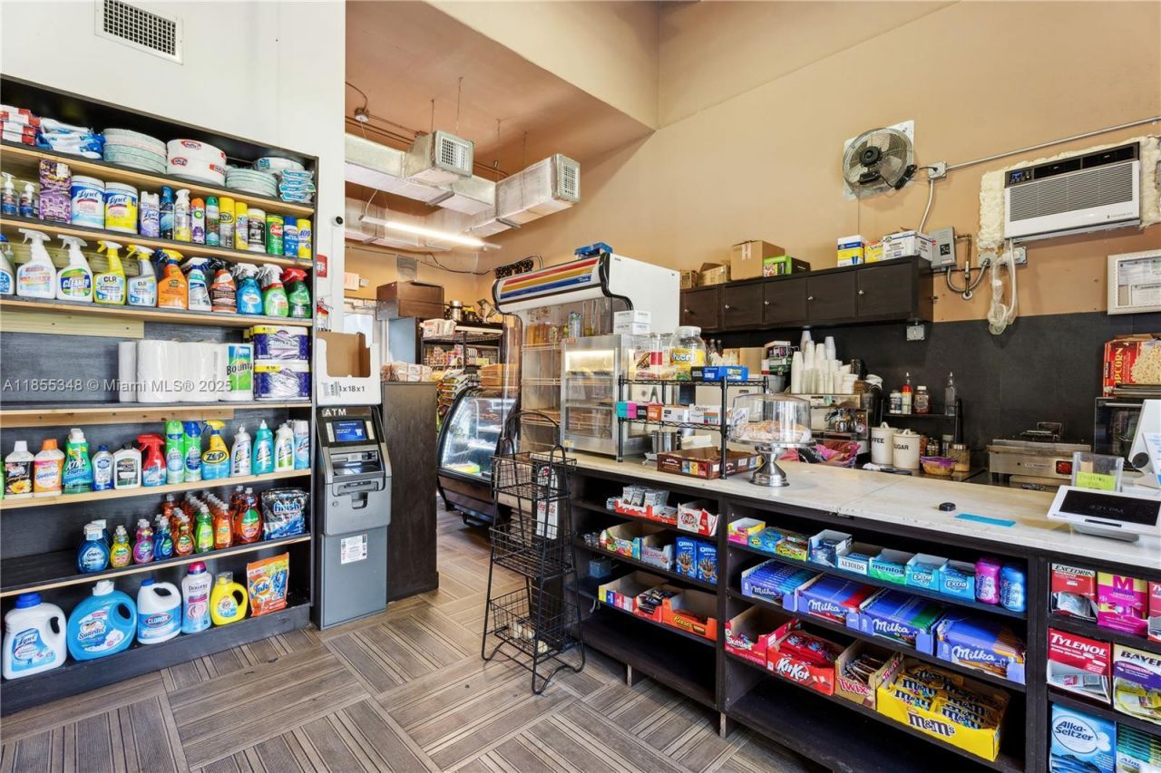 750 NE 64th St, Unit B500, Miami, FL 33138 Photo