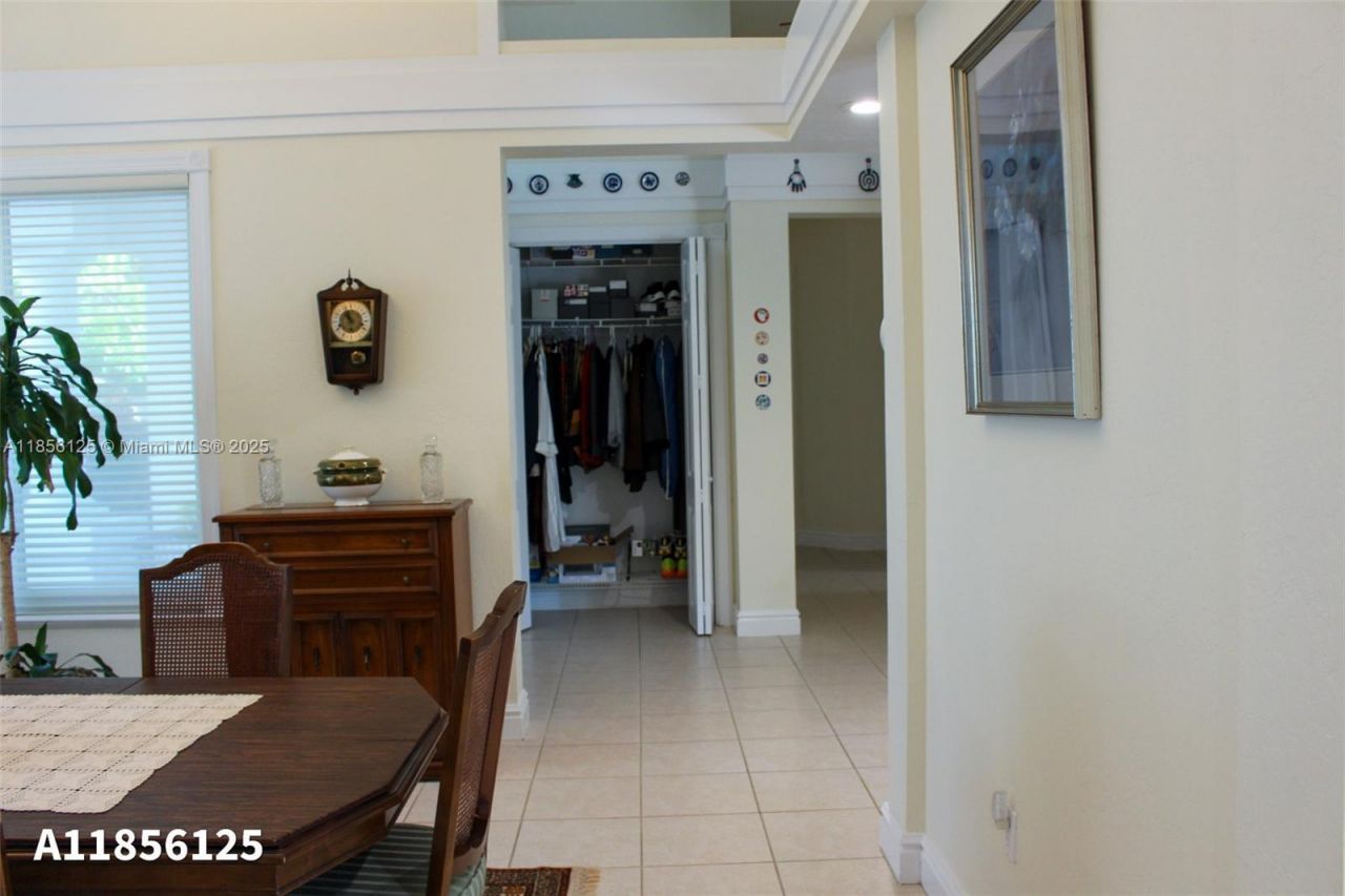 15255 SW 80th Ave, Palmetto Bay, FL 33157 Photo