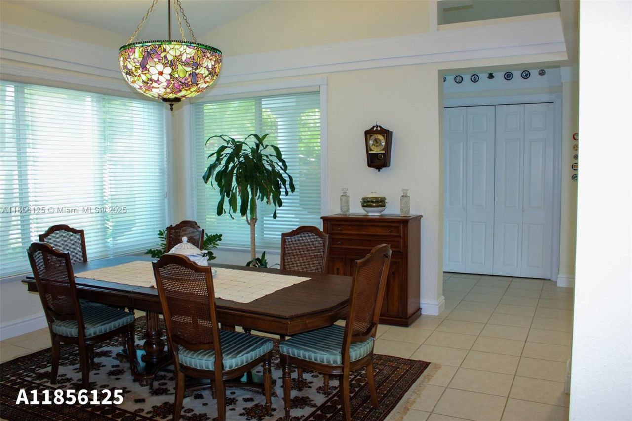 15255 SW 80th Ave, Palmetto Bay, FL 33157 Photo