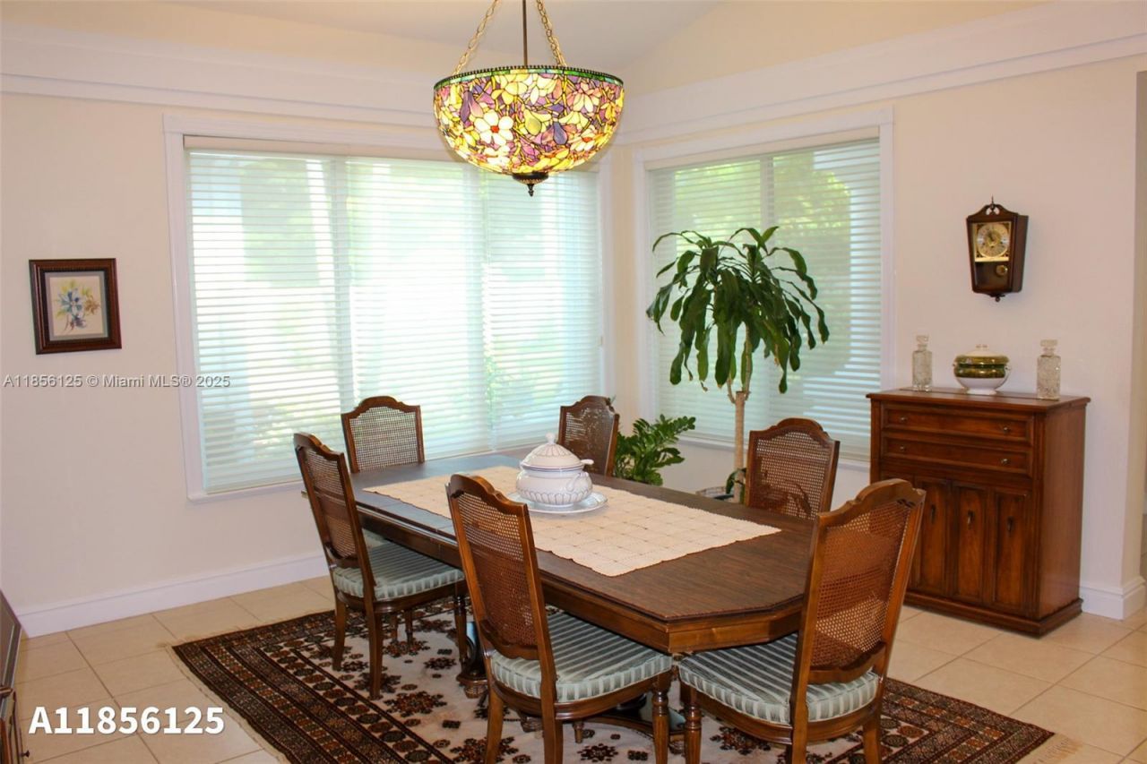 15255 SW 80th Ave, Palmetto Bay, FL 33157 Photo