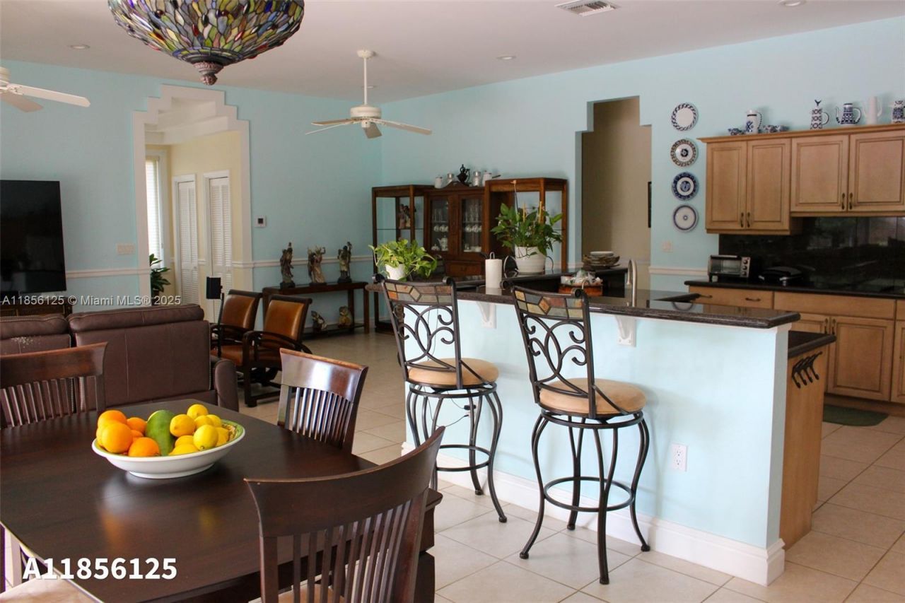 15255 SW 80th Ave, Palmetto Bay, FL 33157 Photo