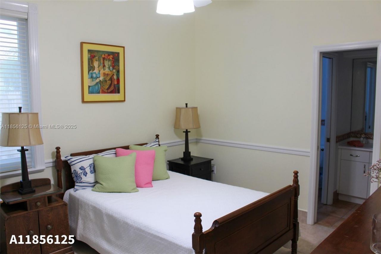 15255 SW 80th Ave, Palmetto Bay, FL 33157 Photo