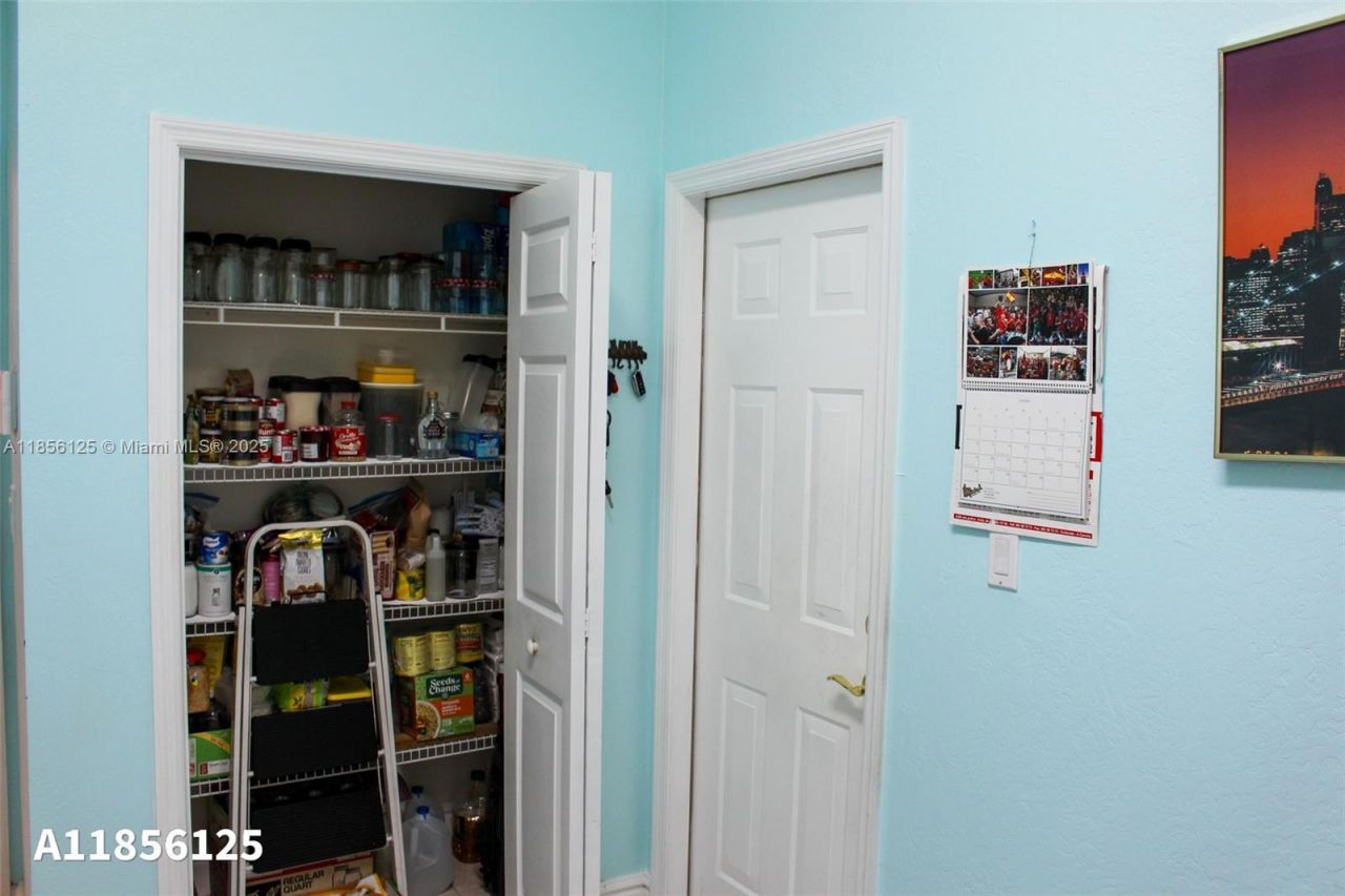 15255 SW 80th Ave, Palmetto Bay, FL 33157 Photo