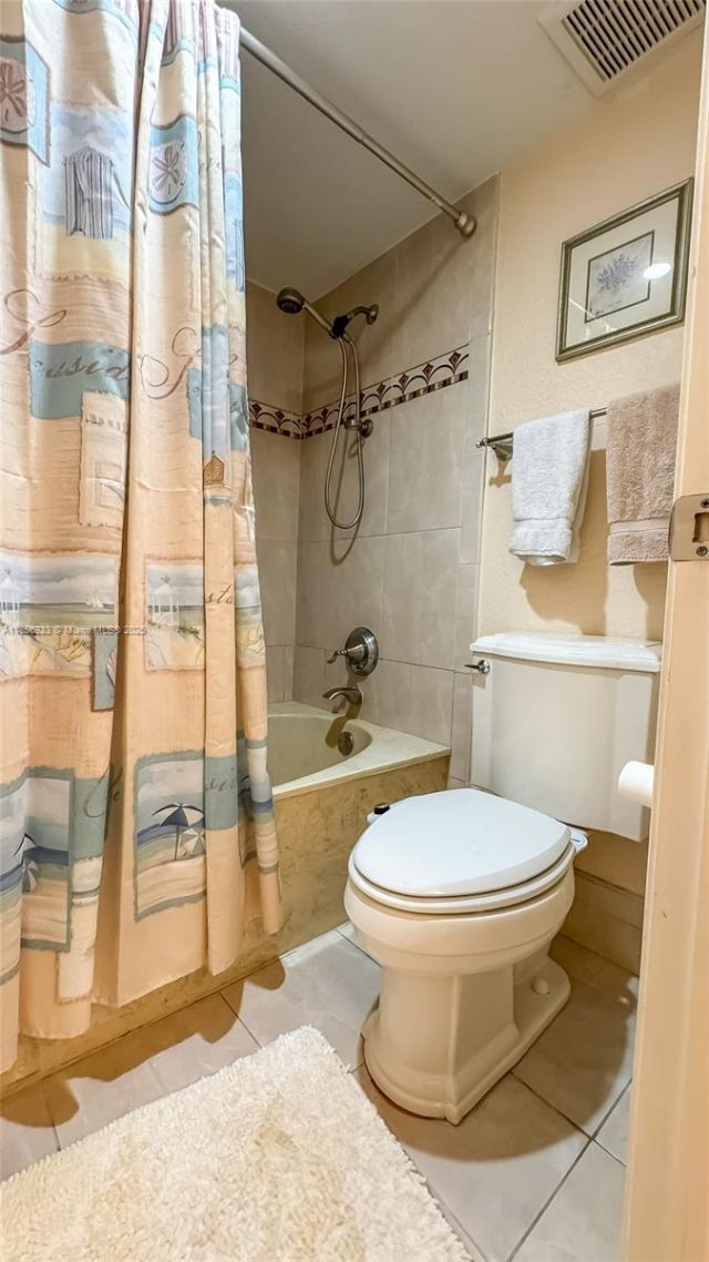 3570 Magellan Cir, Unit 222-2, Aventura, FL 33180 Photo