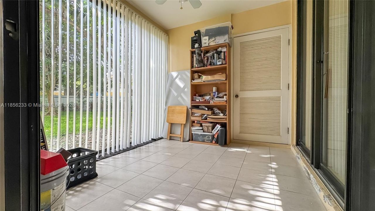 3570 Magellan Cir, Unit 222-2, Aventura, FL 33180 Photo