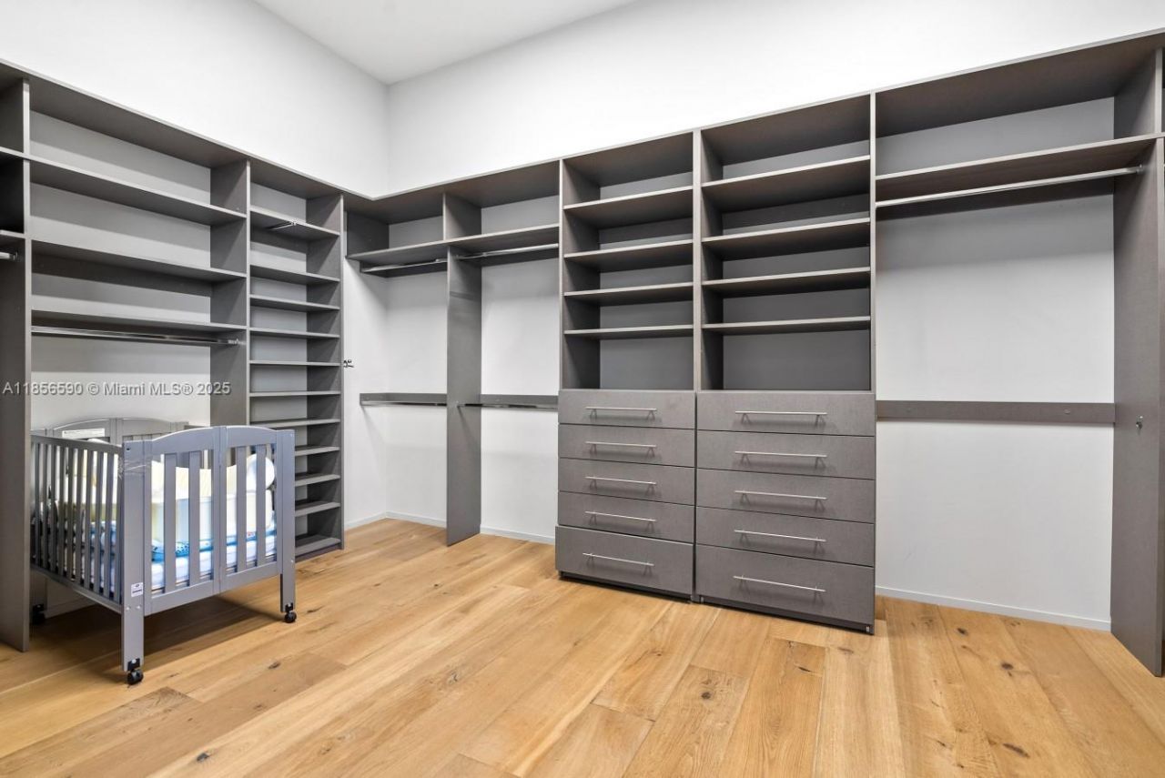 2700 NE 18th St, Fort Lauderdale, FL 33305 Photo