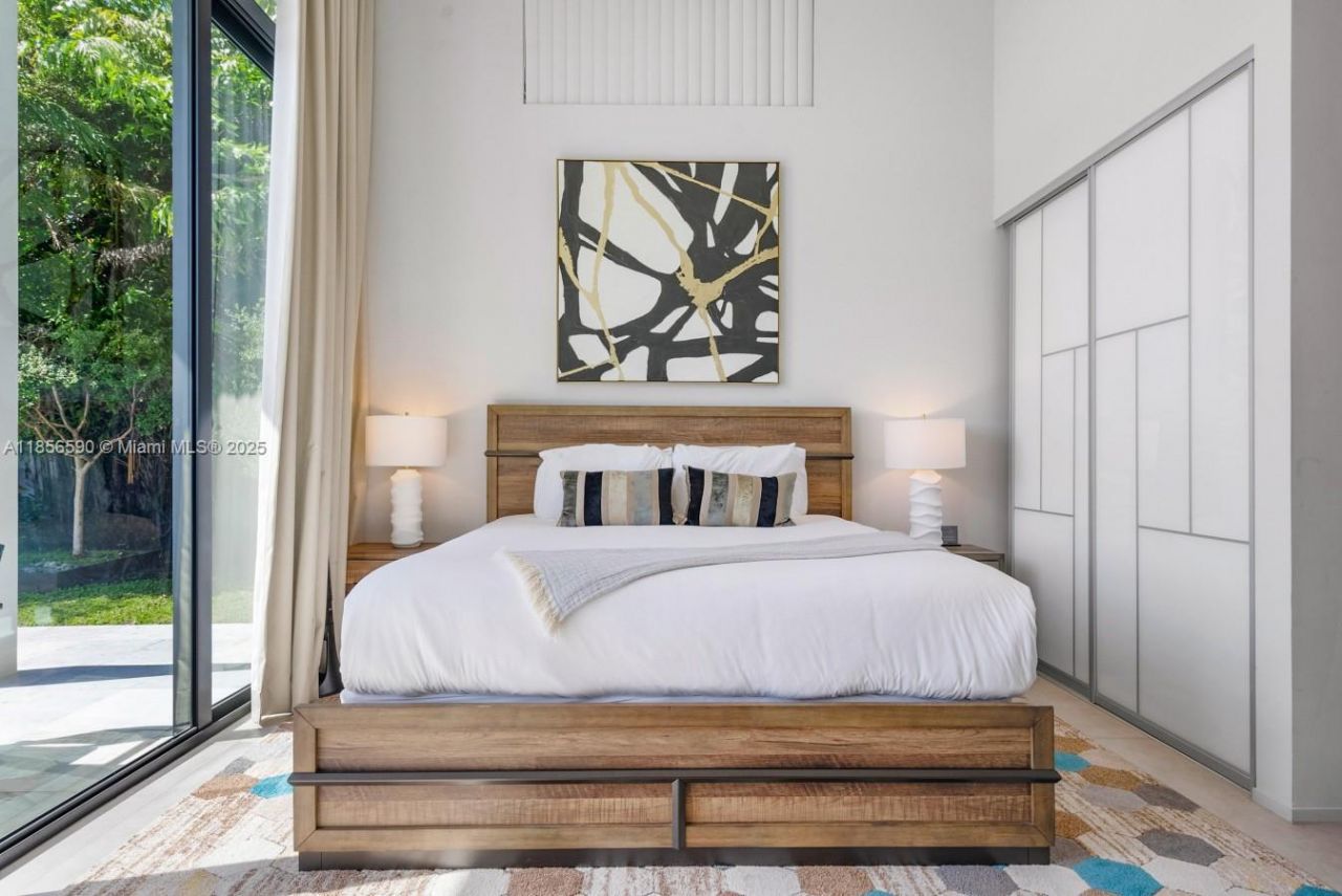 2700 NE 18th St, Fort Lauderdale, FL 33305 Photo