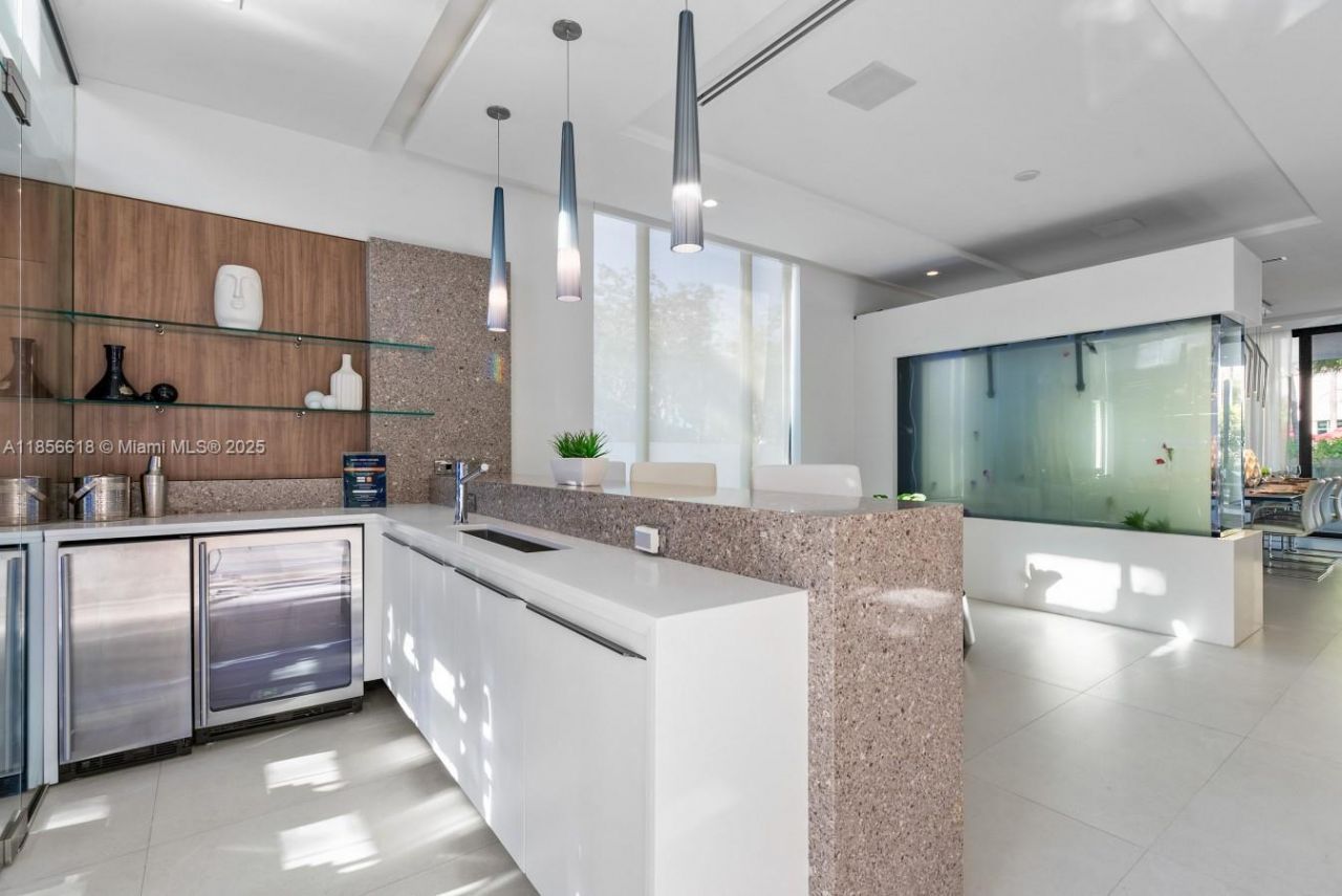 310 SE 11th Ave, Fort Lauderdale, FL 33301 Photo