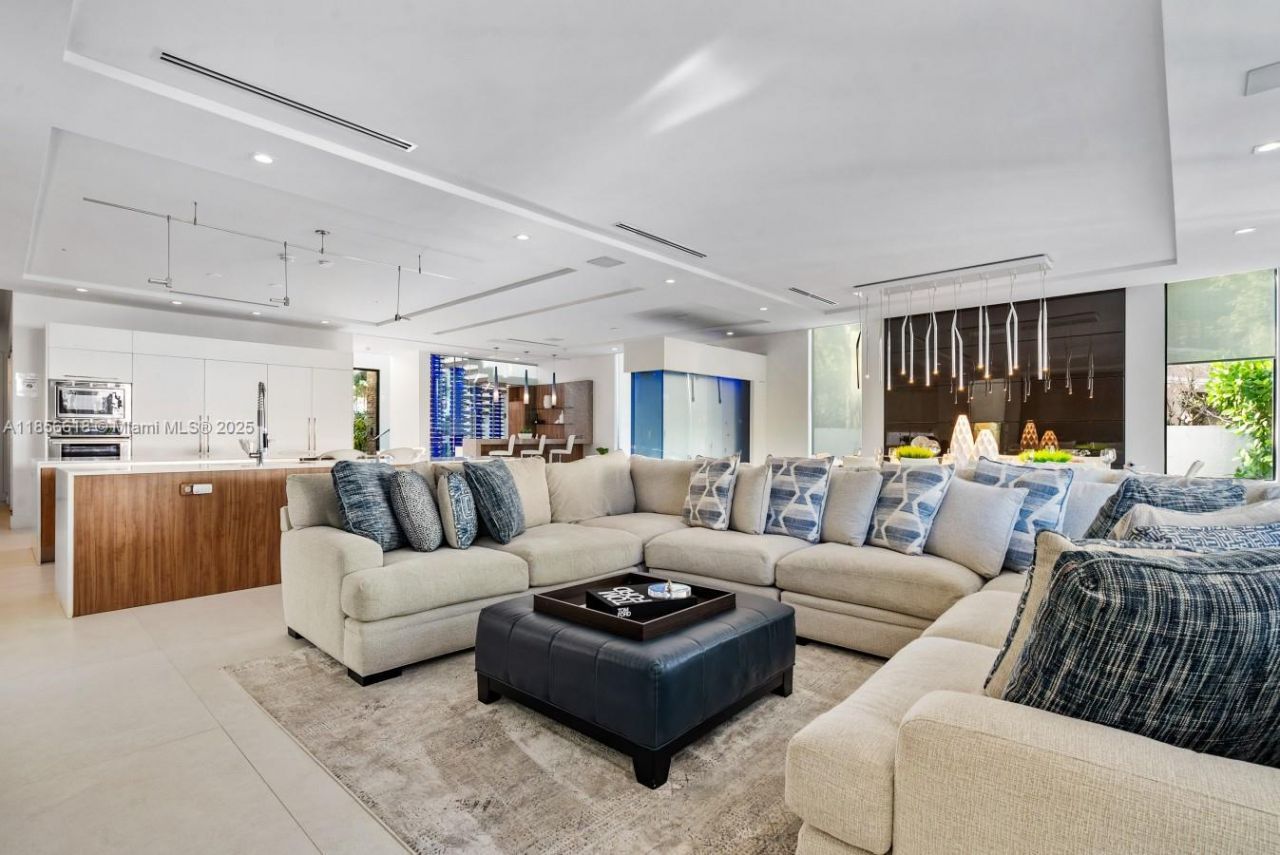 310 SE 11th Ave, Fort Lauderdale, FL 33301 Photo