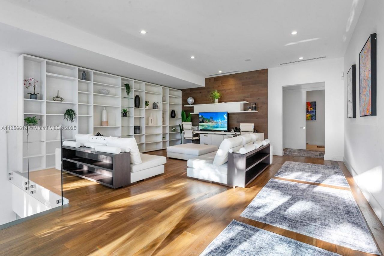 310 SE 11th Ave, Fort Lauderdale, FL 33301 Photo