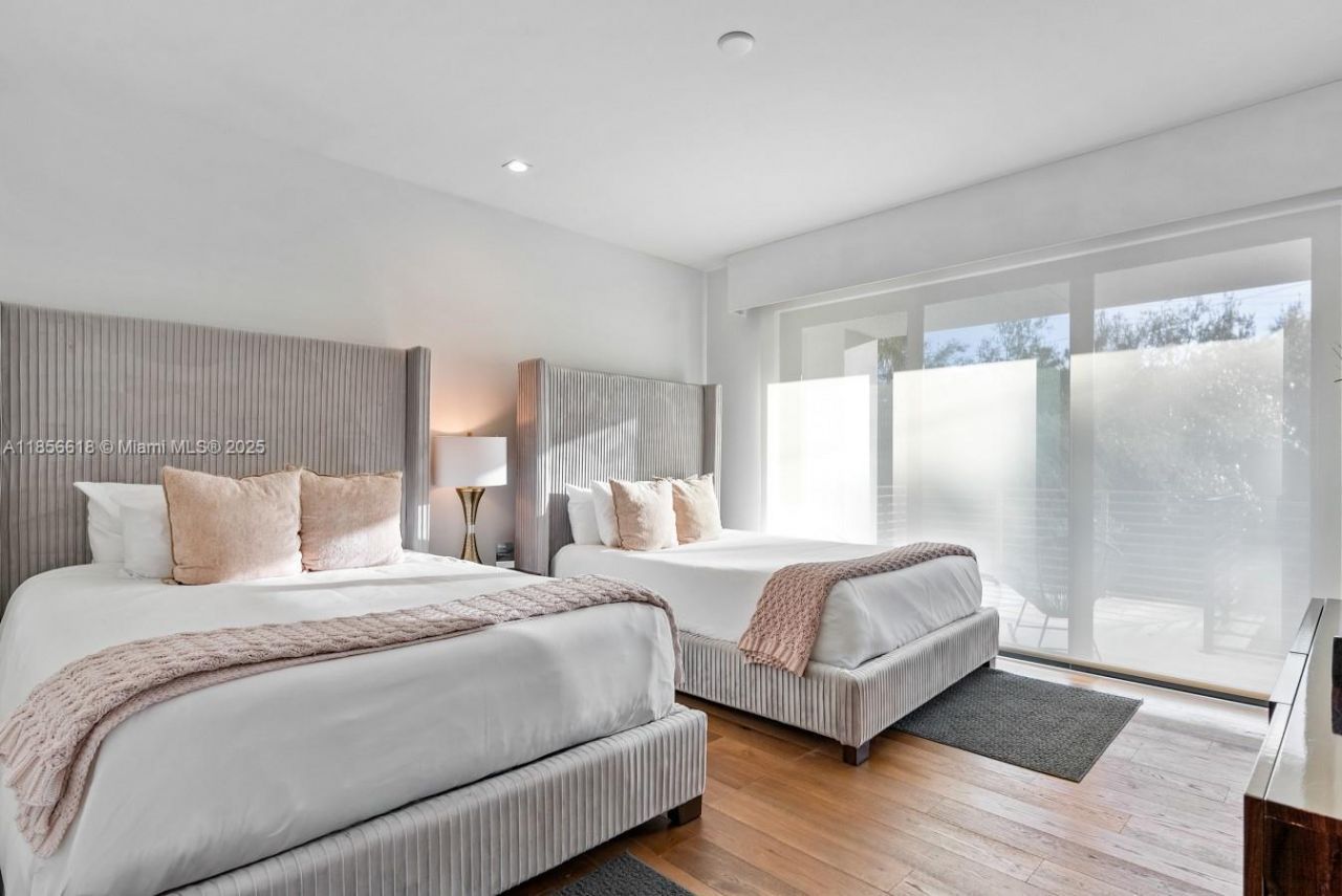 310 SE 11th Ave, Fort Lauderdale, FL 33301 Photo