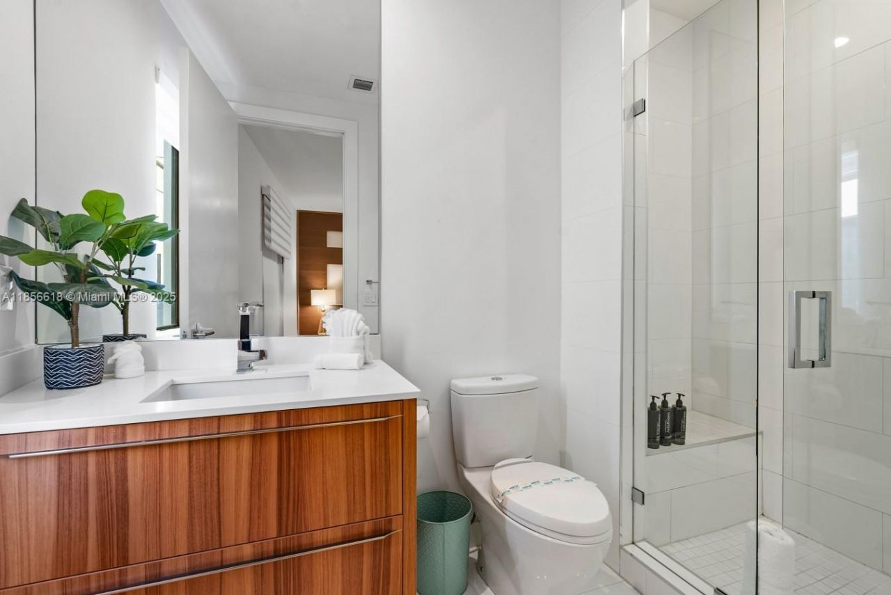 310 SE 11th Ave, Fort Lauderdale, FL 33301 Photo