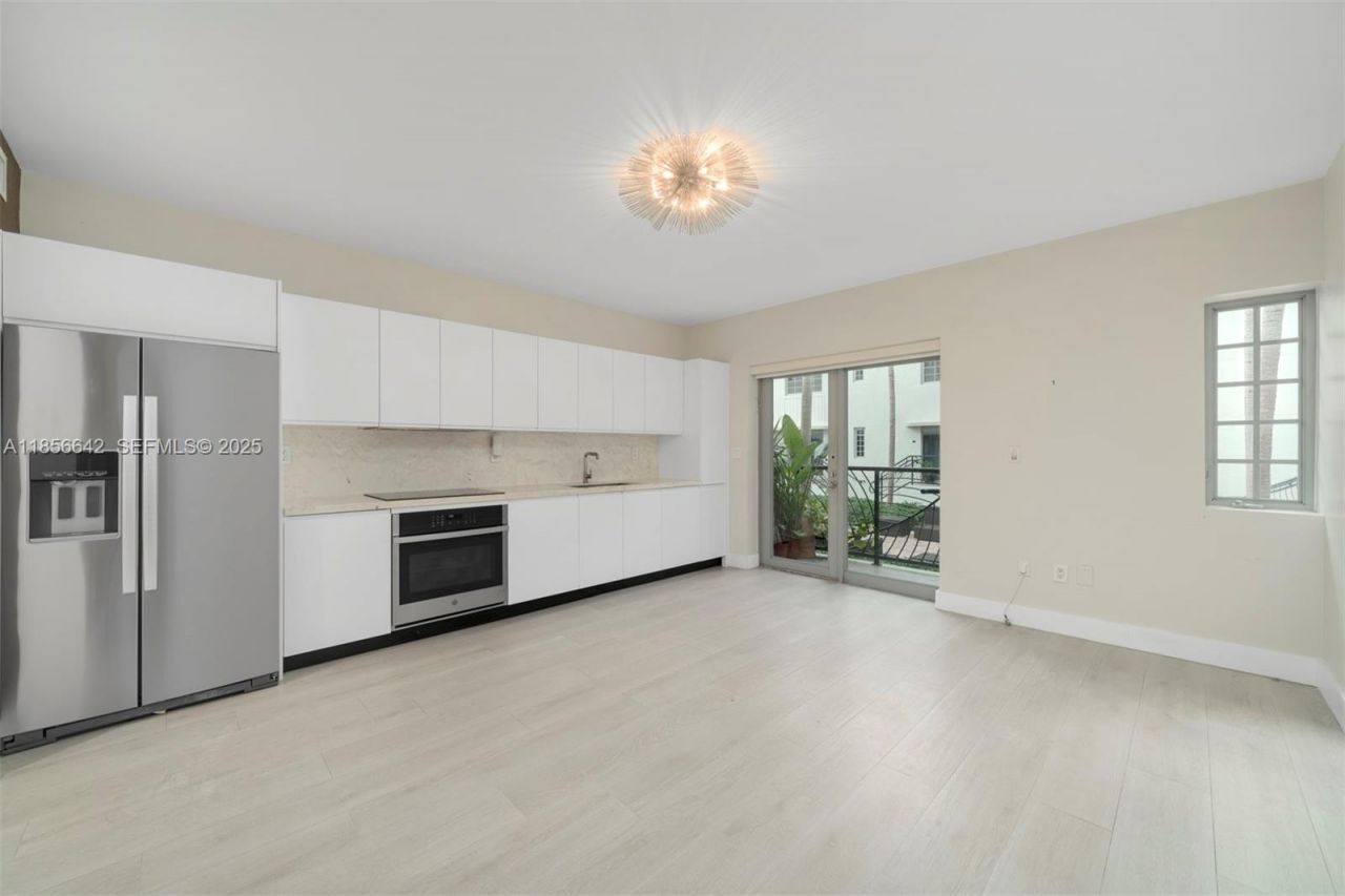 435 21st St, Unit 103, Miami Beach, FL 33139 Photo