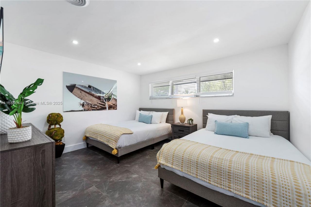 4322 Polk St, Hollywood, FL 33021 Photo