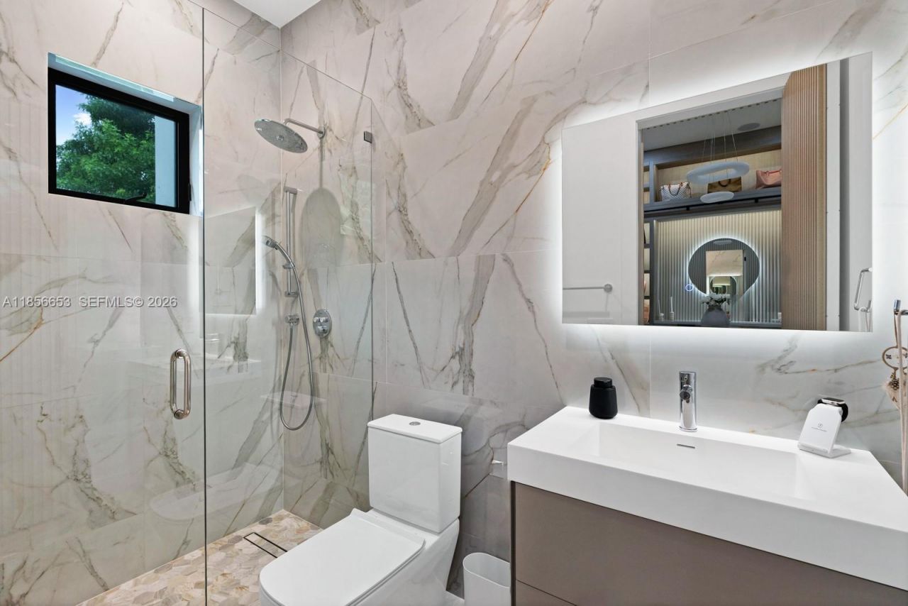 80 NW 129th Ave, Miami, FL 33182 Photo