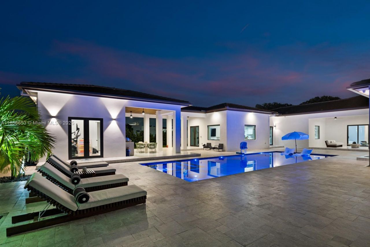 80 NW 129th Ave, Miami, FL 33182 Photo