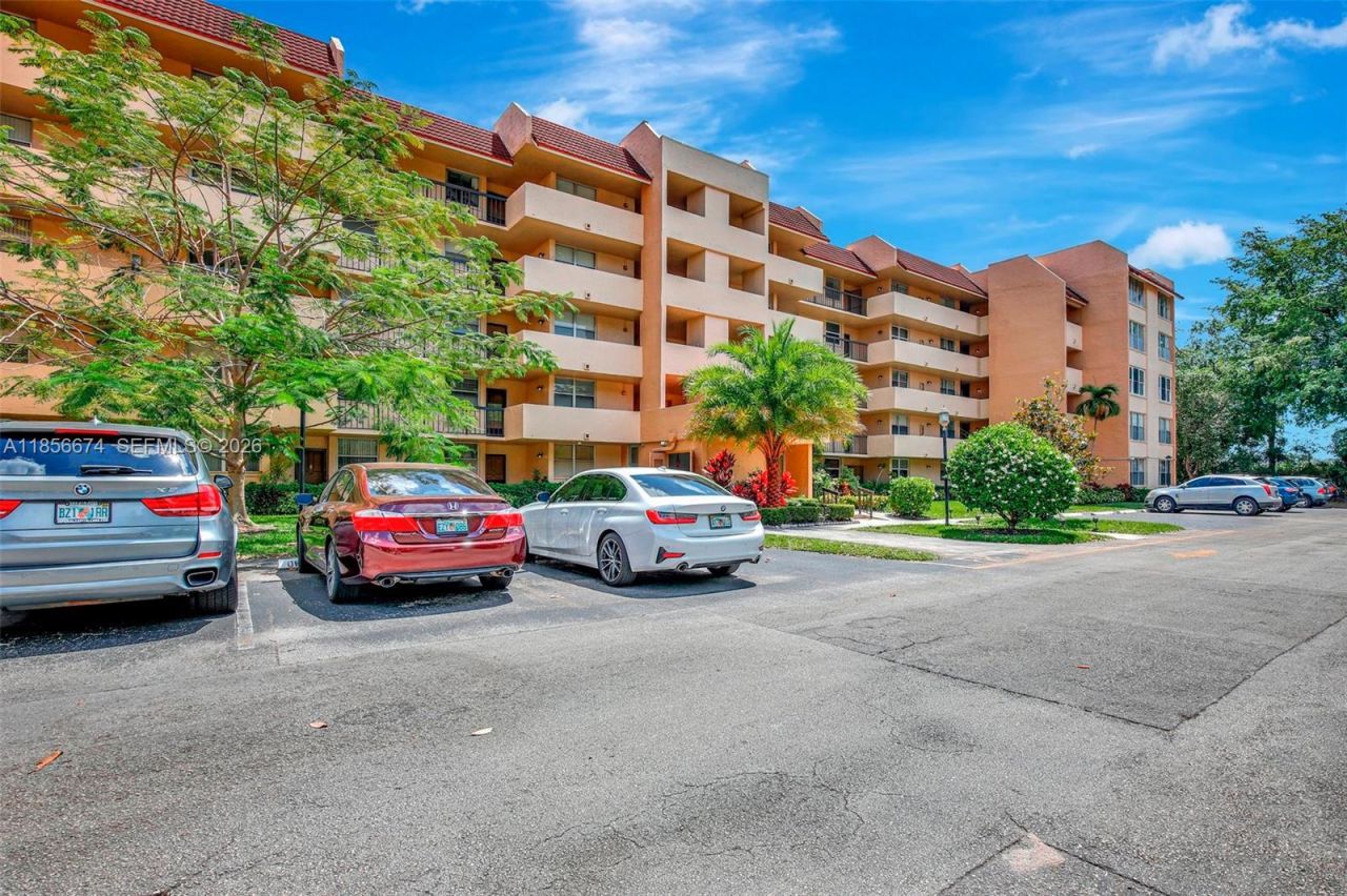 3651 Environ Blvd, Unit 256, Lauderhill, FL 33319 Photo