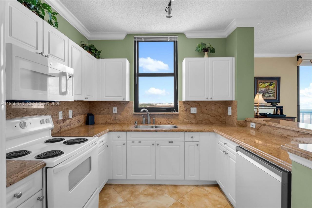 651 Okeechobee Blvd, Unit 1002, West Palm Beach, FL 33401 Photo