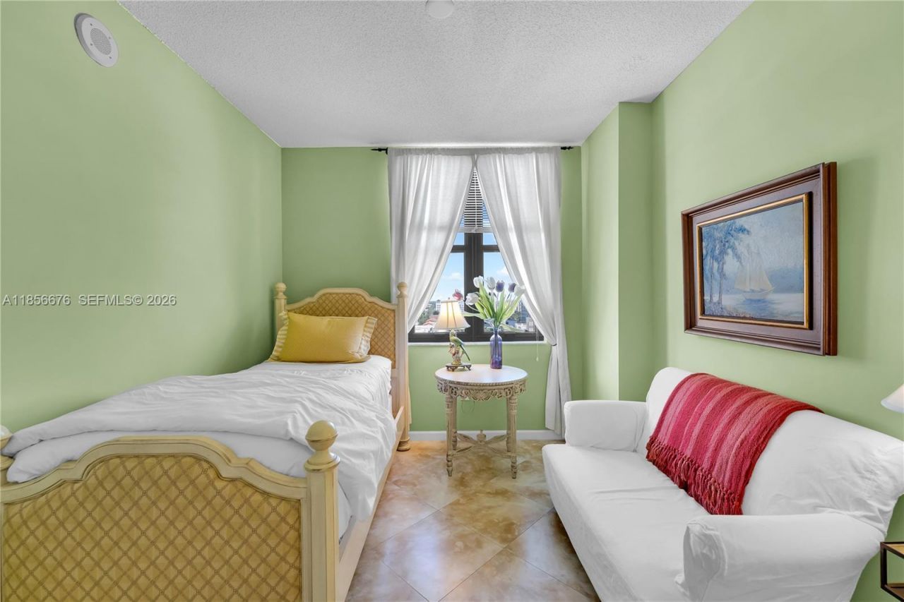 651 Okeechobee Blvd, Unit 1002, West Palm Beach, FL 33401 Photo