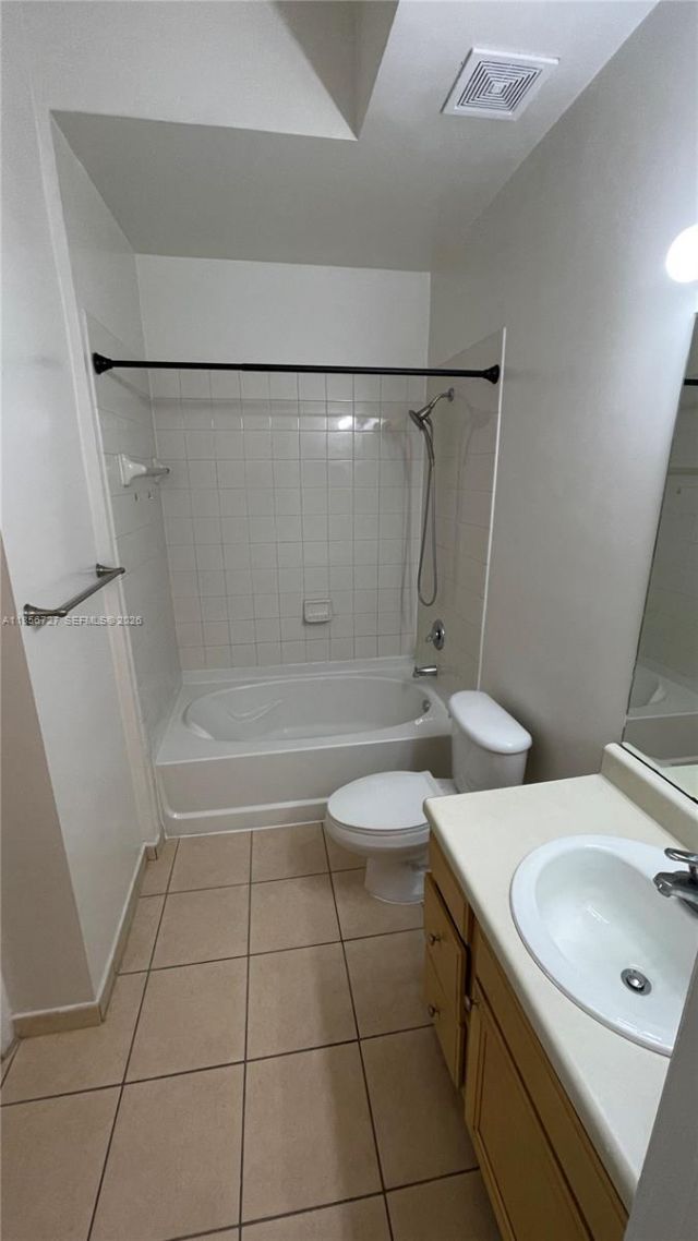 6001 SW 70th St, Unit 127, South Miami, FL 33143 Photo