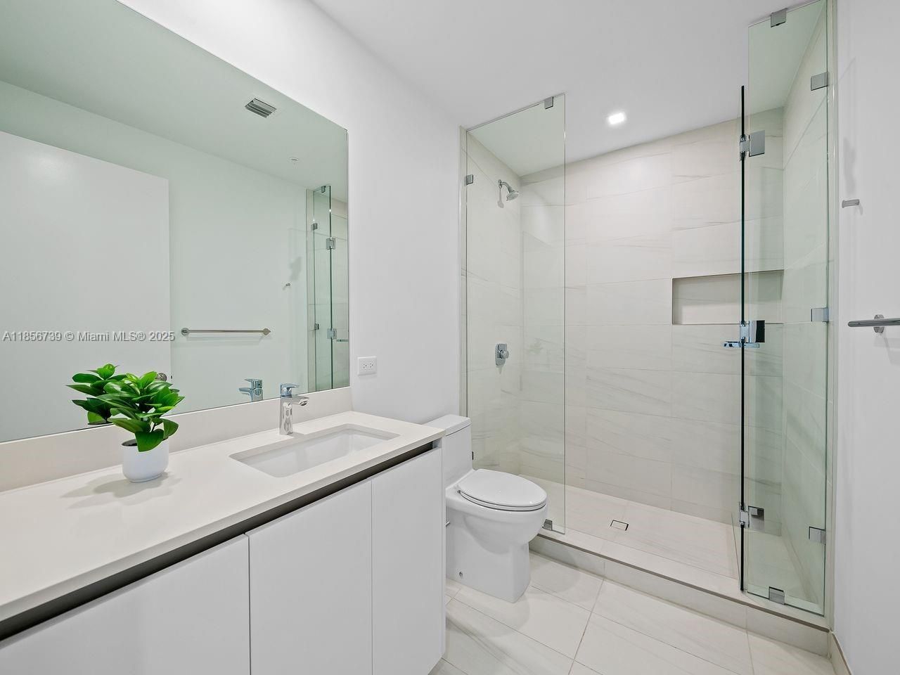 900 N Ocean, Unit 1004, Pompano Beach, FL 33062 Photo