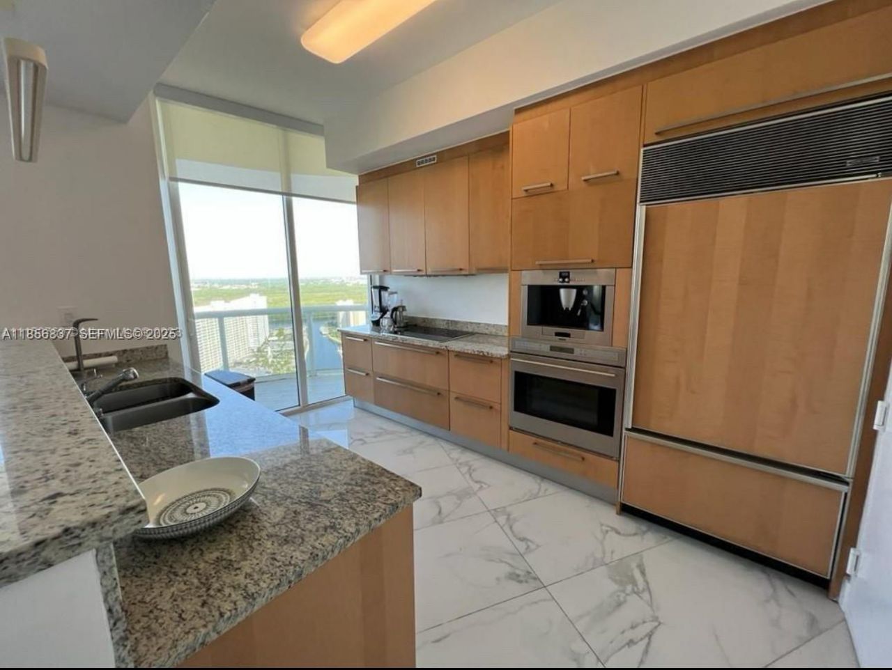 15811 Collins Ave, Unit 2805, Sunny Isles Beach, FL 33160 Photo