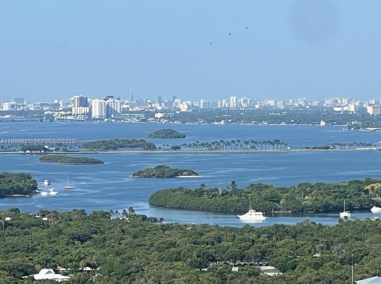 15811 Collins Ave, Unit 2805, Sunny Isles Beach, FL 33160 Photo