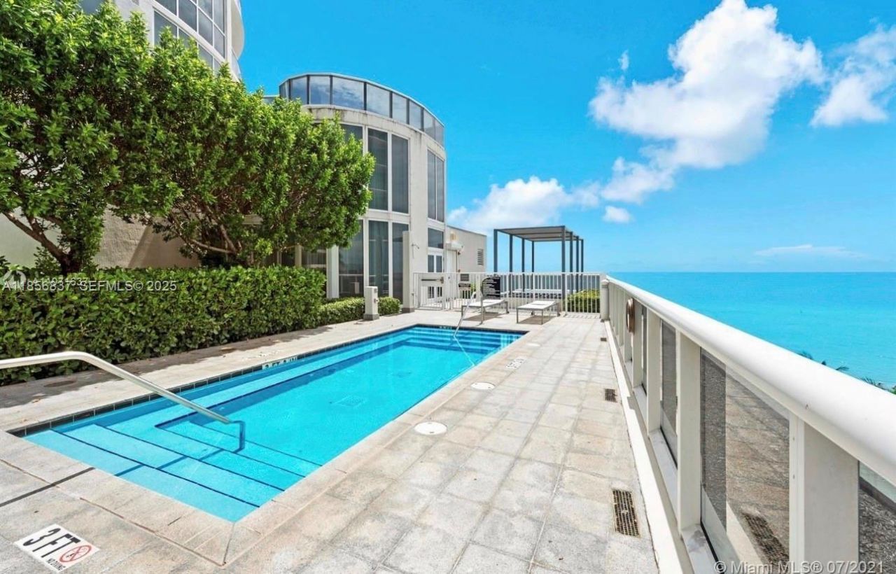 15811 Collins Ave, Unit 2805, Sunny Isles Beach, FL 33160 Photo
