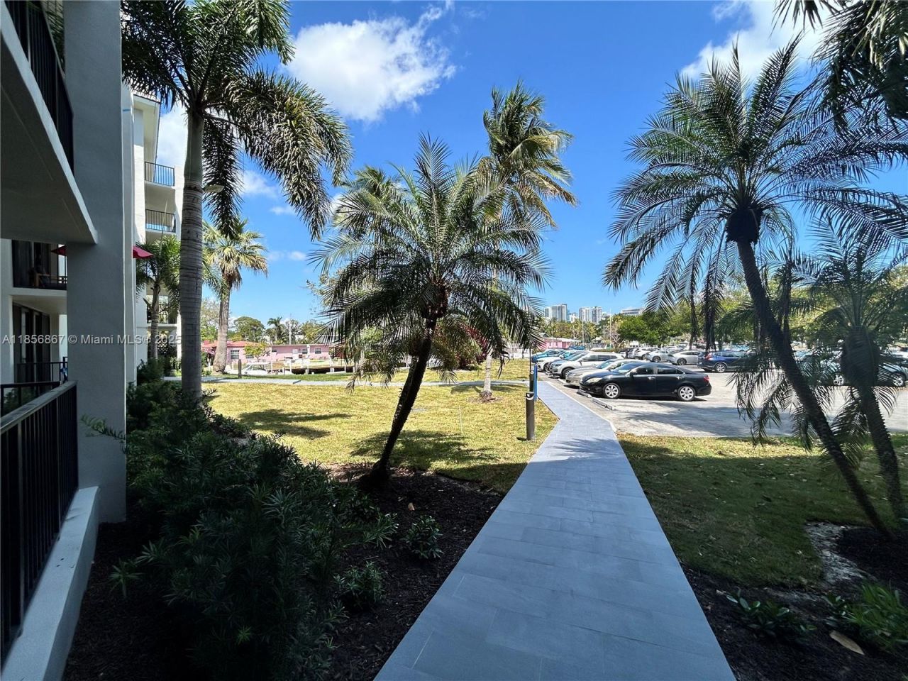 1101 River Reach Dr, Unit 102, Fort Lauderdale, FL 33315 Photo