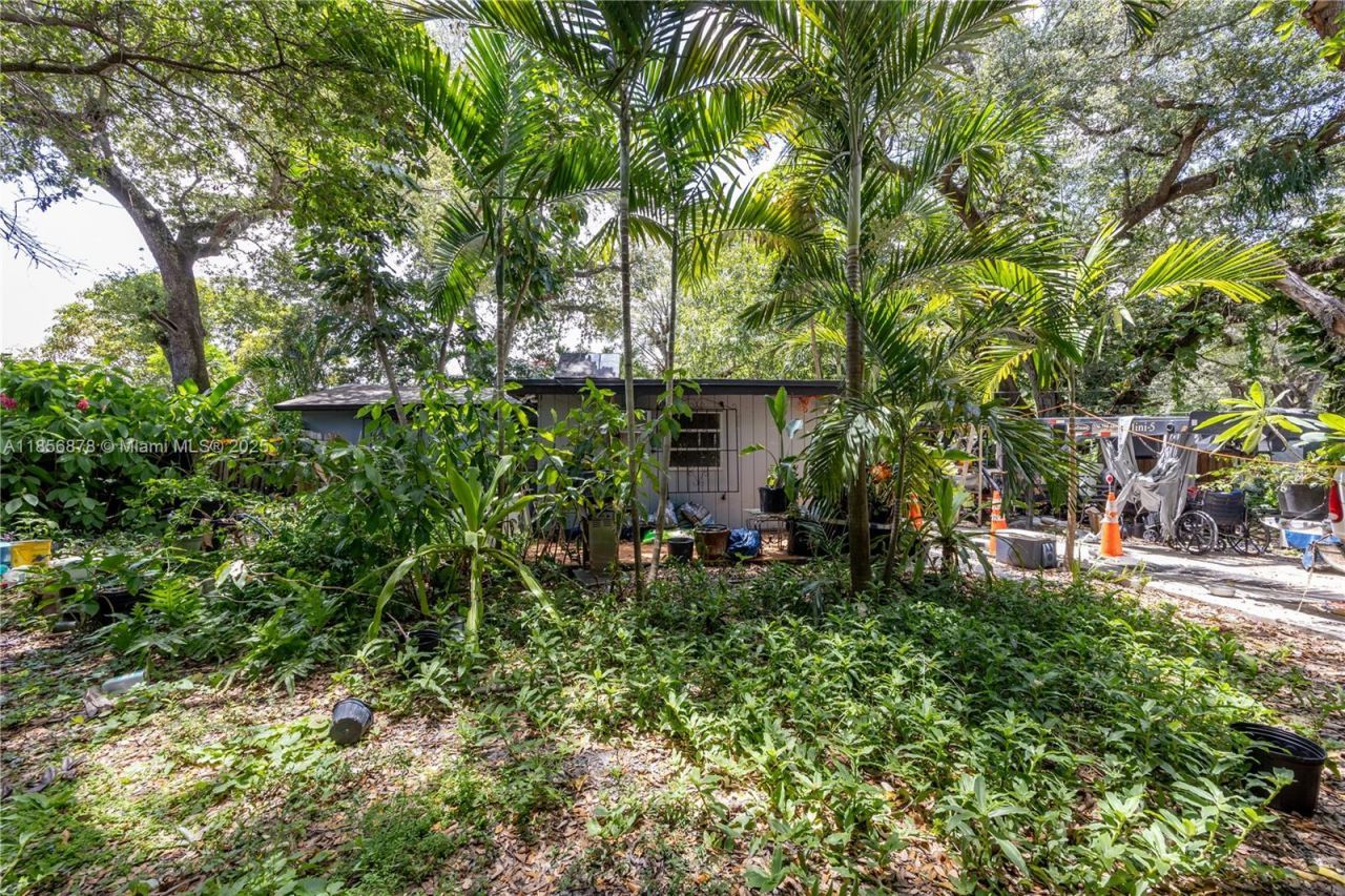 14350 NE 8th Ave, North Miami, FL 33161 Photo