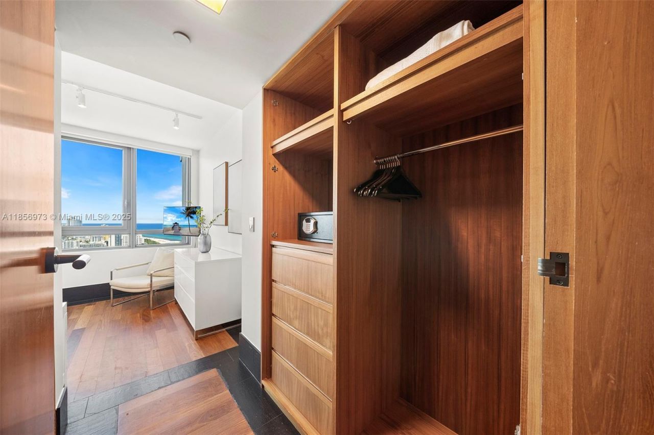 101 20th St, Unit 3803, Miami Beach, FL 33139 Photo