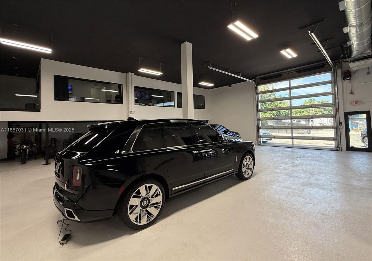 401 NW 79th St, Miami, FL 33150 Photo