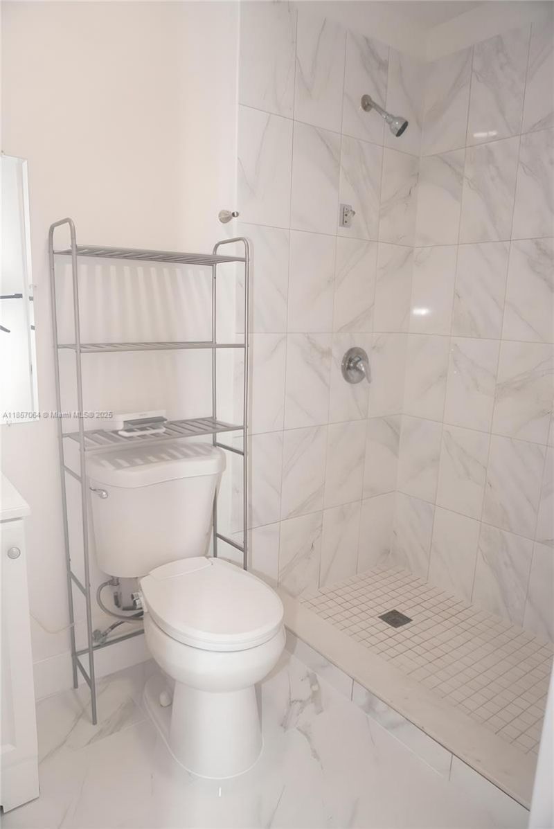 4851 E 8th Ct, Hialeah, FL 33013 Photo