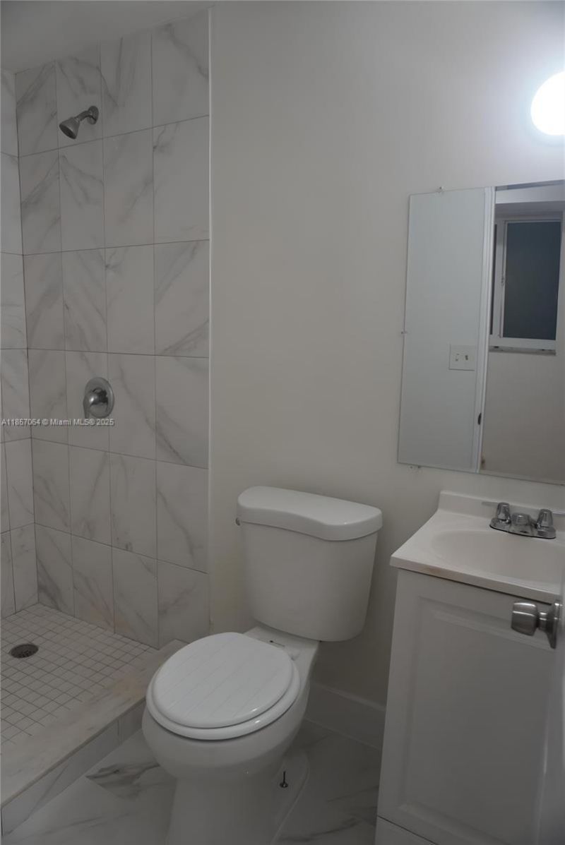 4851 E 8th Ct, Hialeah, FL 33013 Photo