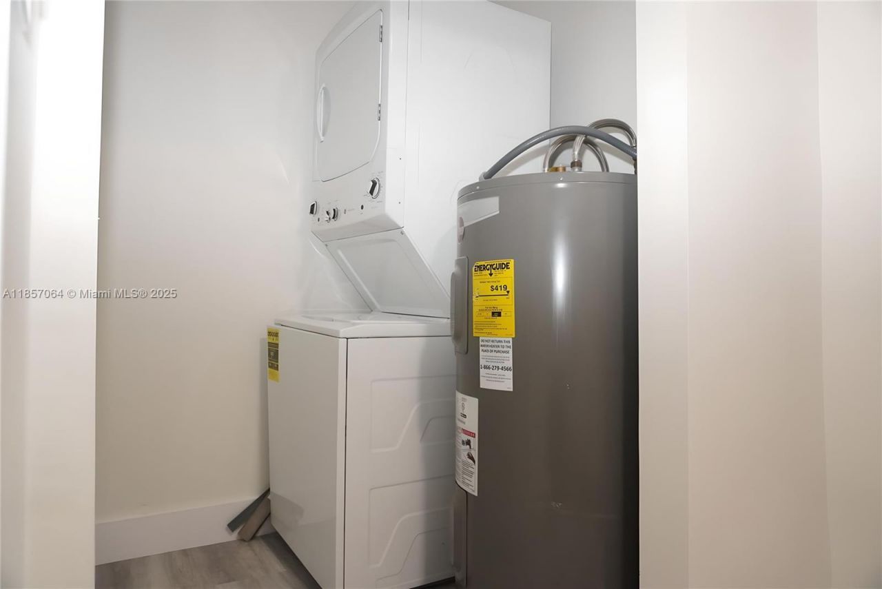 4851 E 8th Ct, Hialeah, FL 33013 Photo