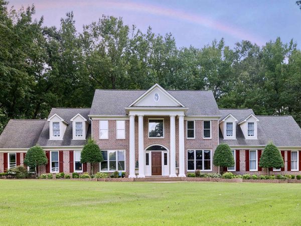 10555 SPARKLE CREEK CV E, Eads, TN 38028