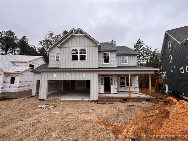 428 Redwater Trail, Aberdeen, NC 28315