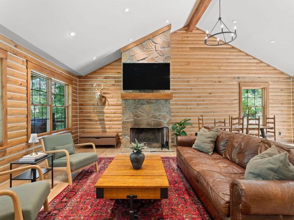 55 Swan Lane, Pineville, MO 64856