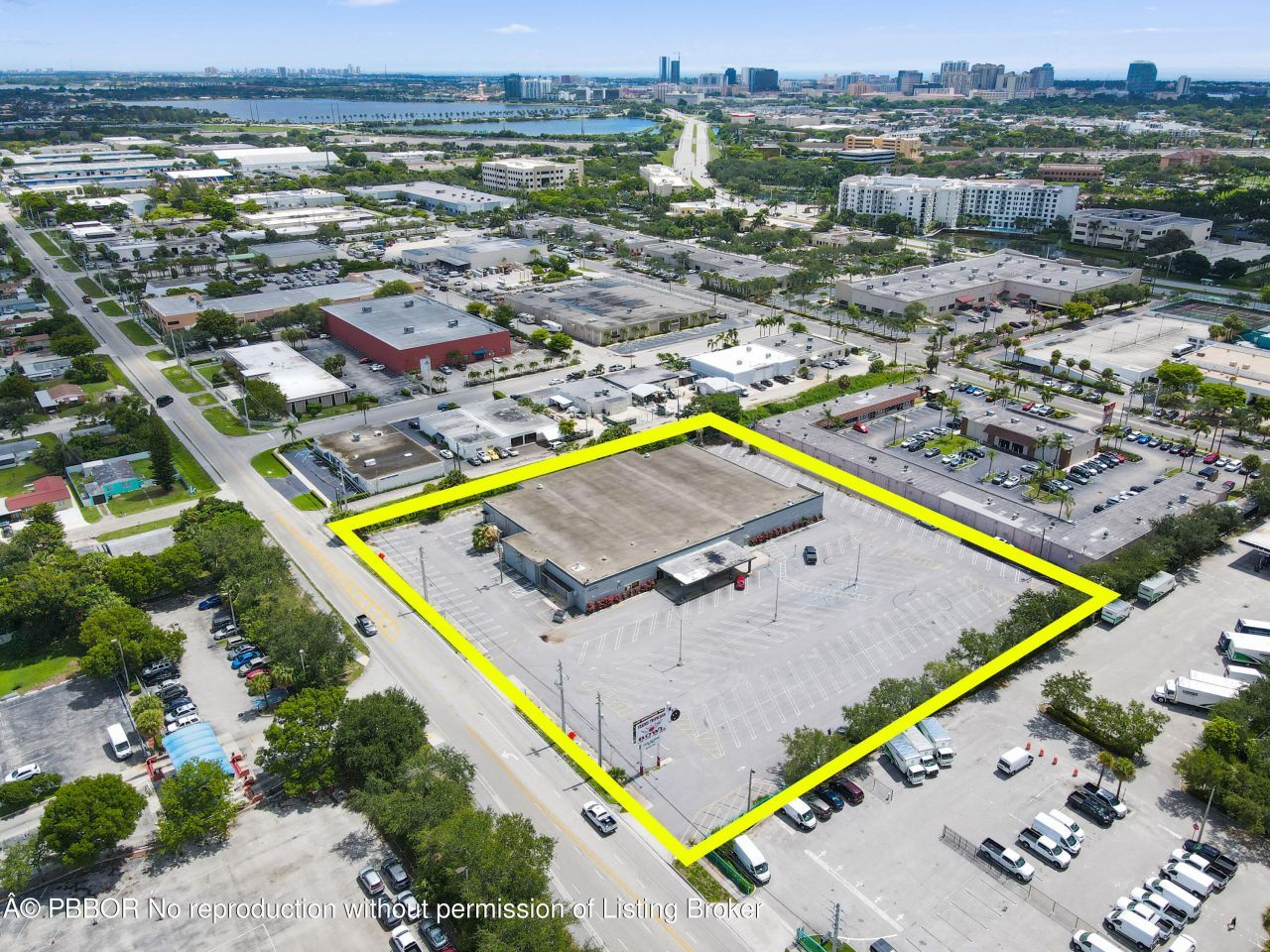 2500 N Florida Mango Road, West Palm Beach, FL 33409 Photo