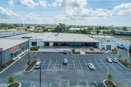 1859 Summerville Avenue photo 4