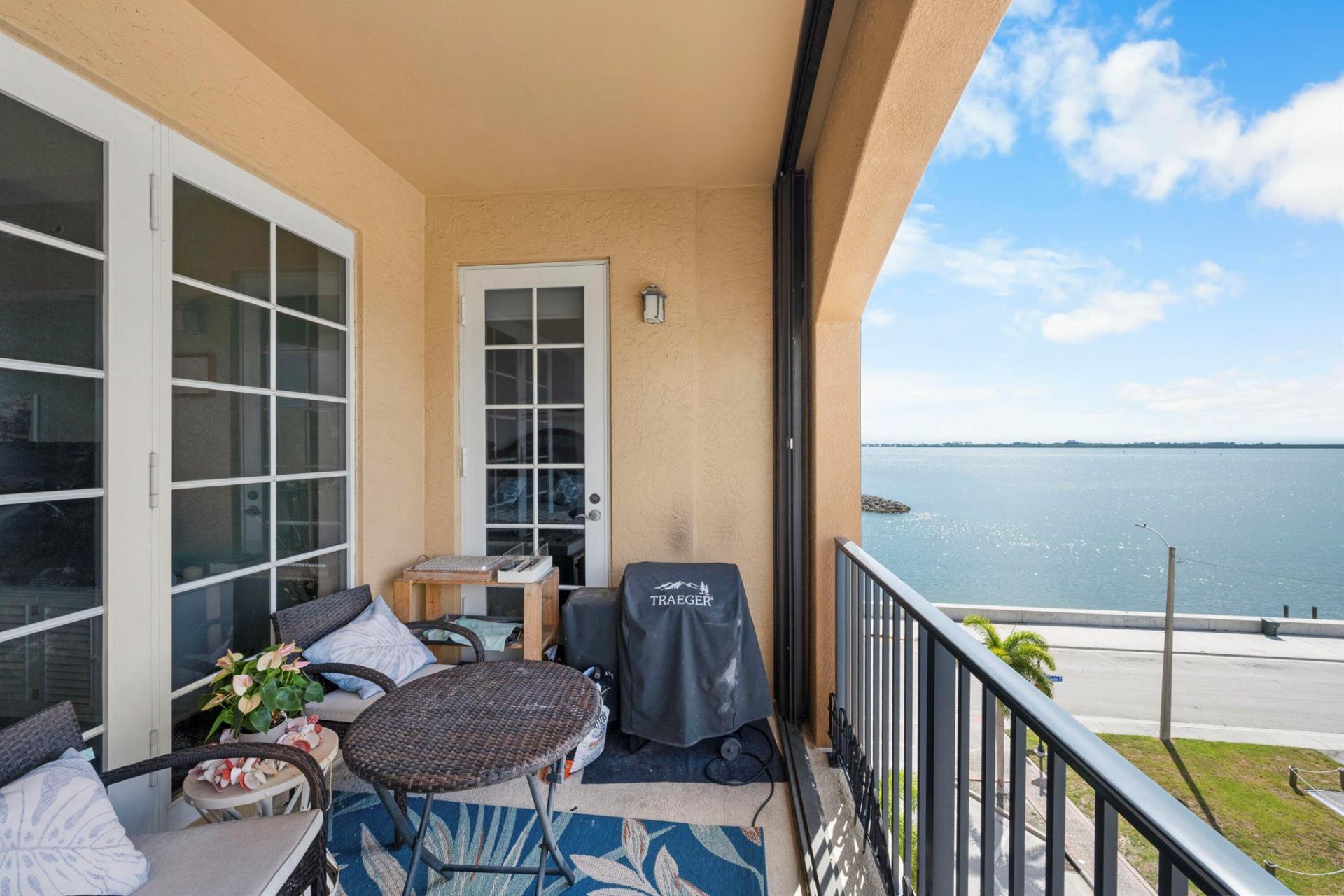 20 Orange Avenue, Unit 411, Fort Pierce, FL 34950 Photo