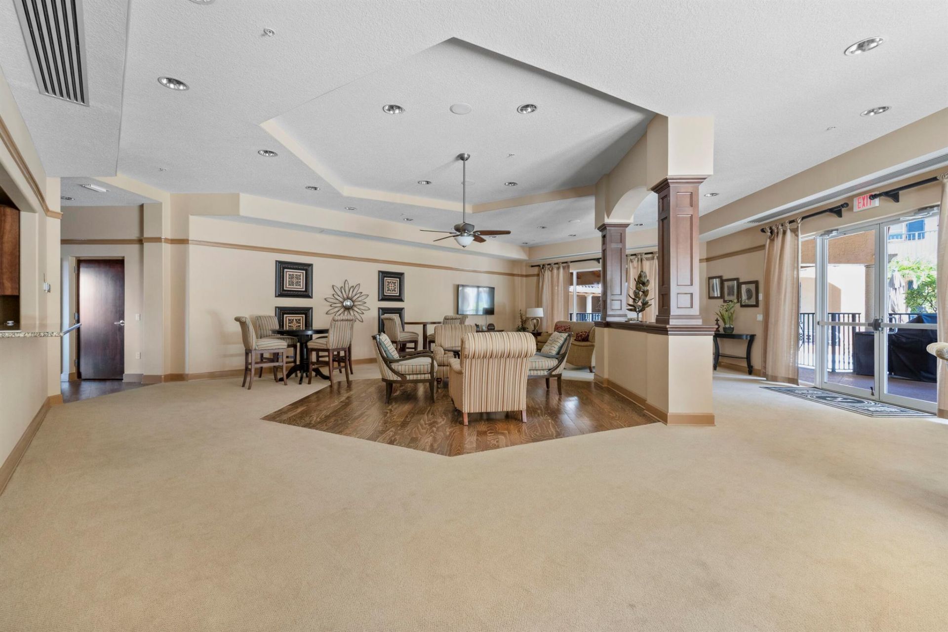 20 Orange Avenue, Unit 411, Fort Pierce, FL 34950 Photo