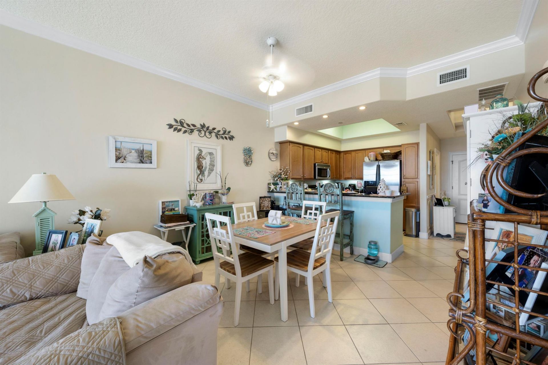 20 Orange Avenue, Unit 411, Fort Pierce, FL 34950 Photo