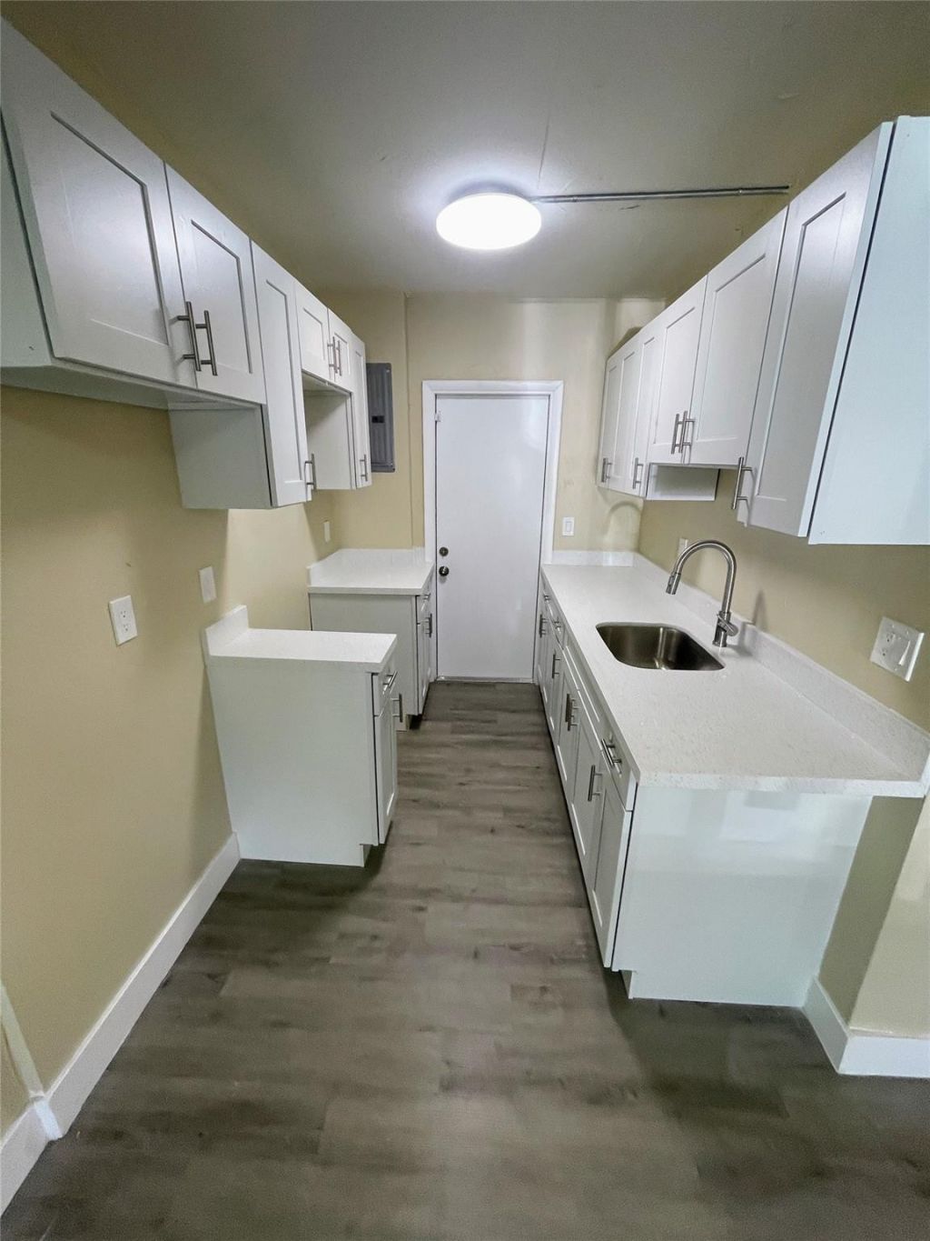 712 NW 17th Avenue, Fort Lauderdale, FL 33311 Photo