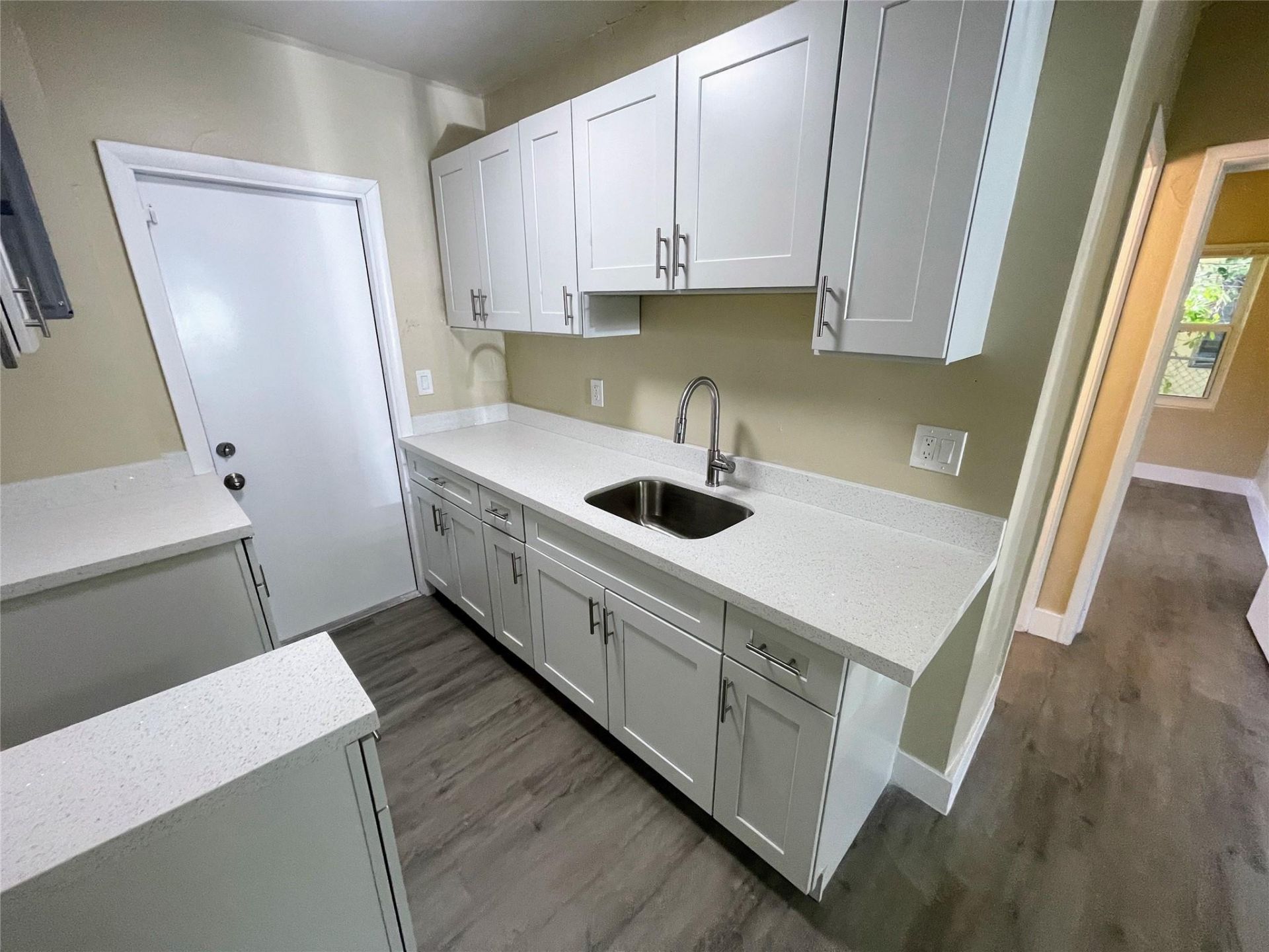 712 NW 17th Avenue, Fort Lauderdale, FL 33311 Photo